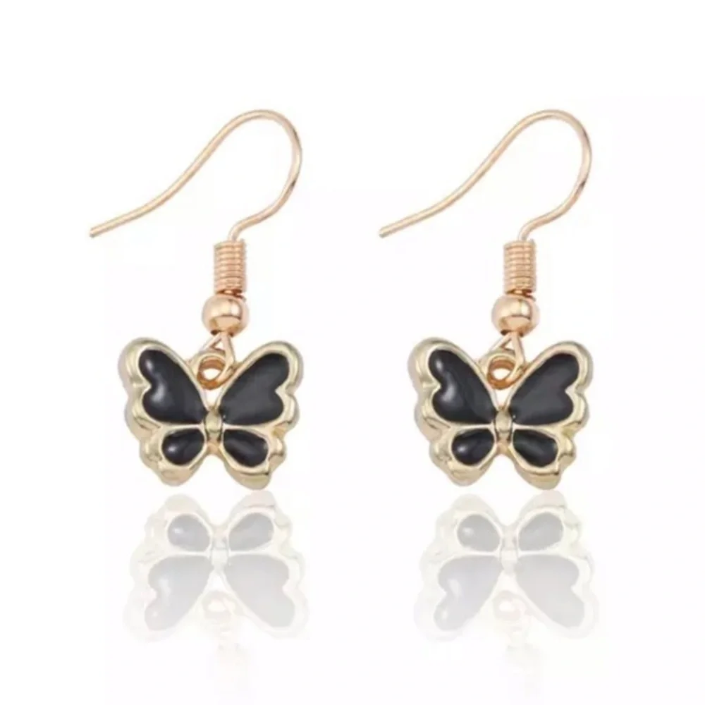 3/$30 💛 Butterfly Earrings